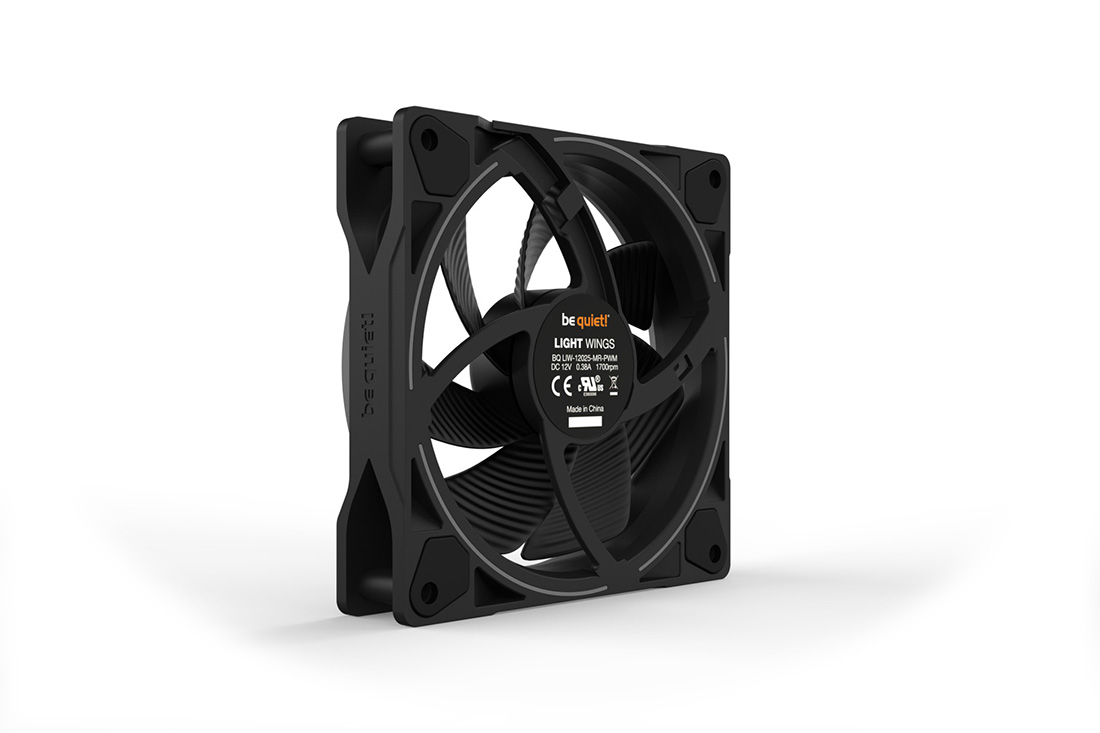 LIGHT WINGS | 120mm PWM - безшумні essential Вентилятори від be quiet!