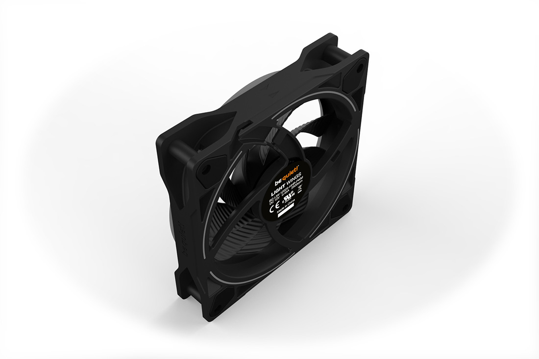 LIGHT WINGS | 120mm PWM HS 3-Pack silent essential Fans from be quiet!
